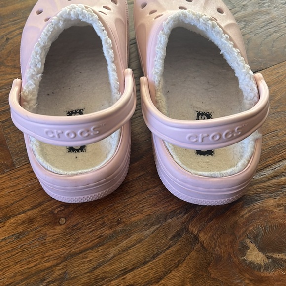 CROCS faux fur lined slip on pink - Picture 4 of 4